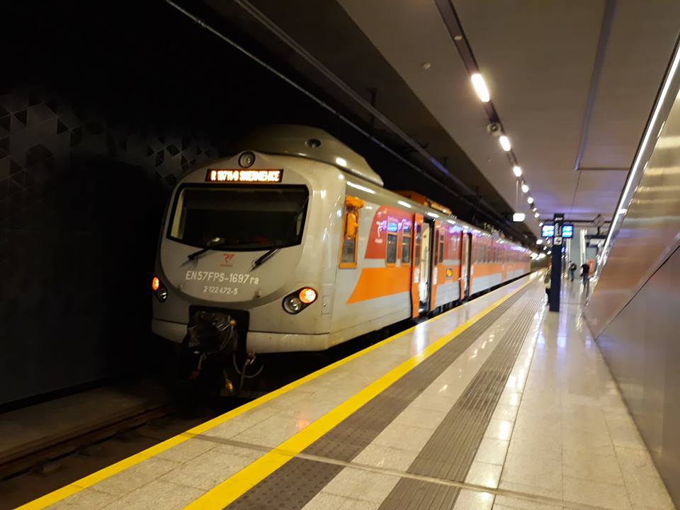 Kolejne pojazdy zastępcze trafiły do Kolei Śląskich. Tym razem pojadą Feniksy
