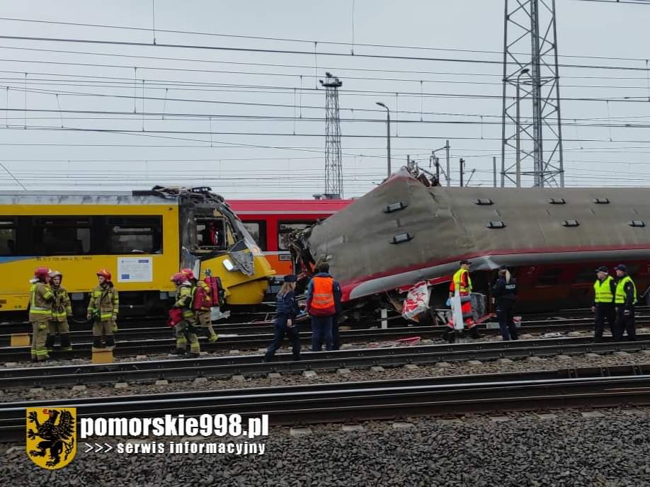 Wypadek kolejowy w Gdyni. Są poszkodowani