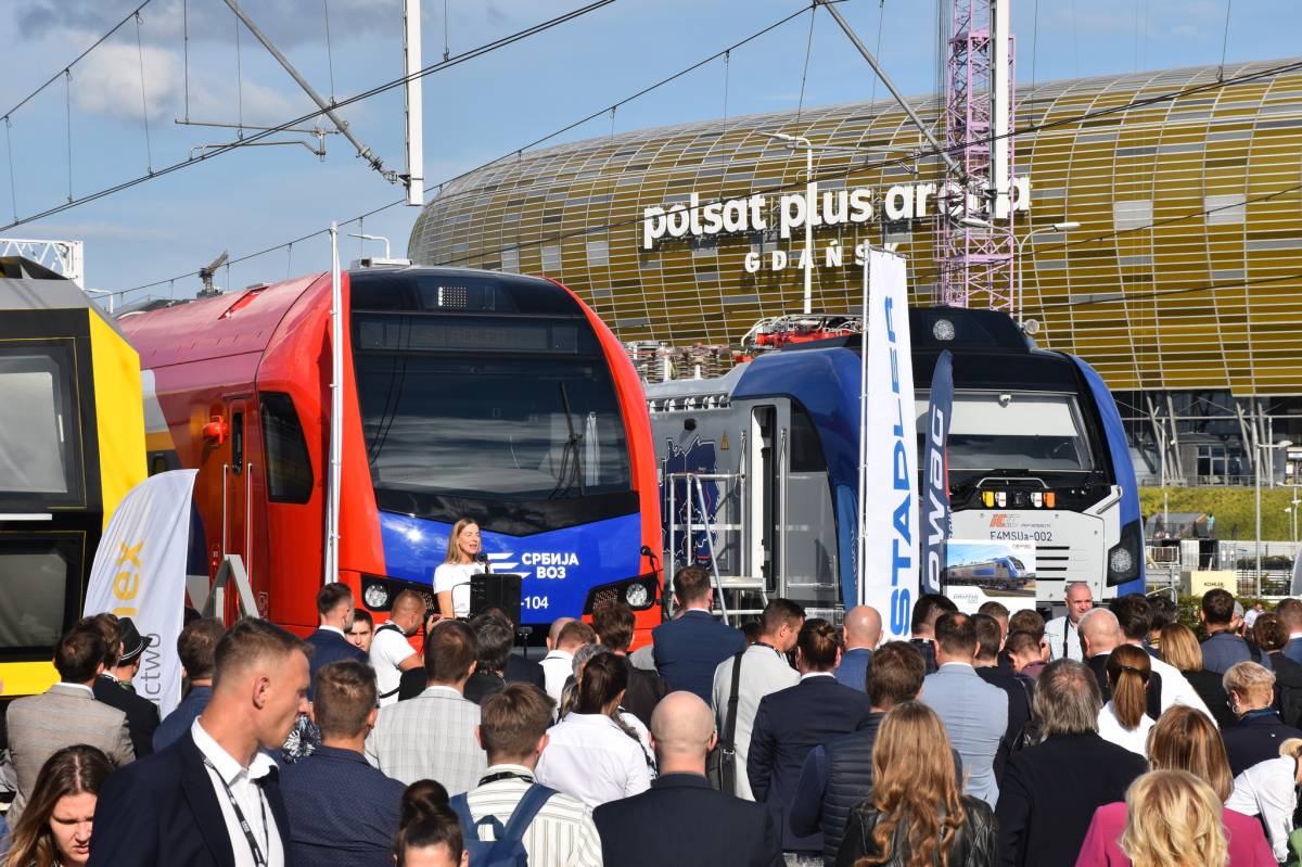 Najnowocześniejsze pojazdy szynowe przyjechały do Gdańska. Trwają targi TRAKO 2023