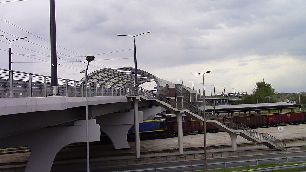 Bezradni mieszkańcy, hałas tramwajowy i dotacja w tle