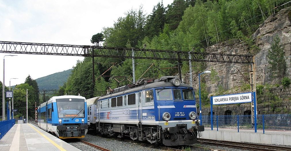 Historia linii kolejowej Jelenia Góra - Szklarska Poręba