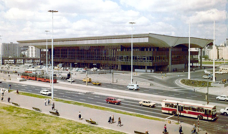 Warszawa Centralna będzie wyglądać jak 45 lat temu!