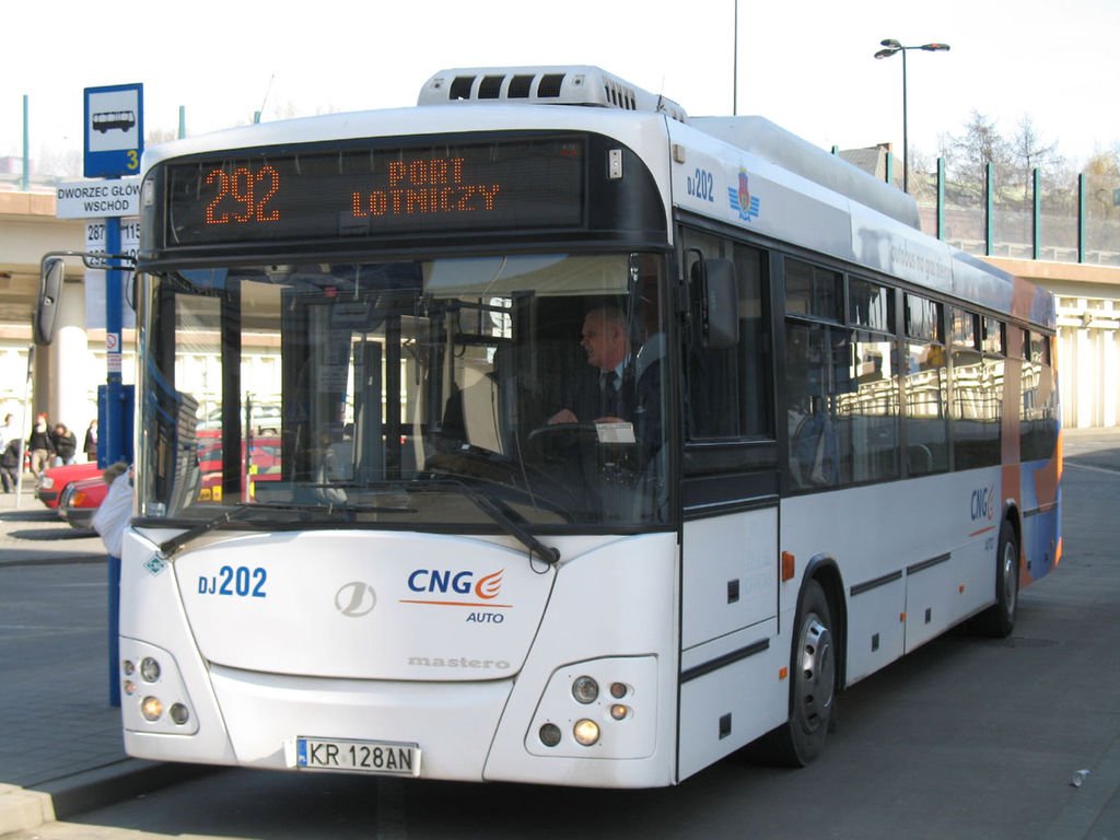 Samorządy będą kupować więcej ekologicznych autobusów