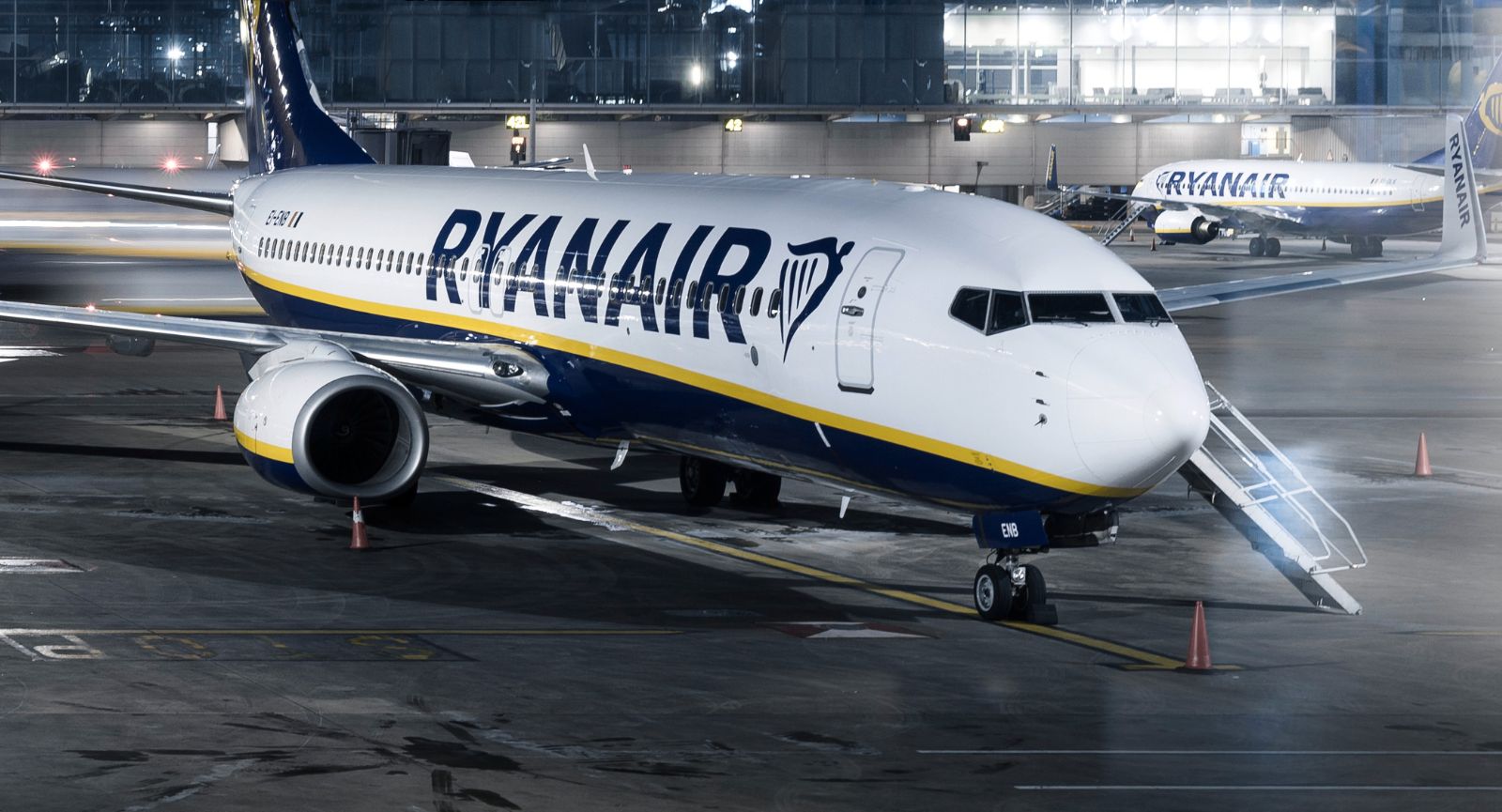 Ryanair kasuje loty z Krakowa i Gdańska. Przewoźnik winę zrzuca na... niemieckie lotniska