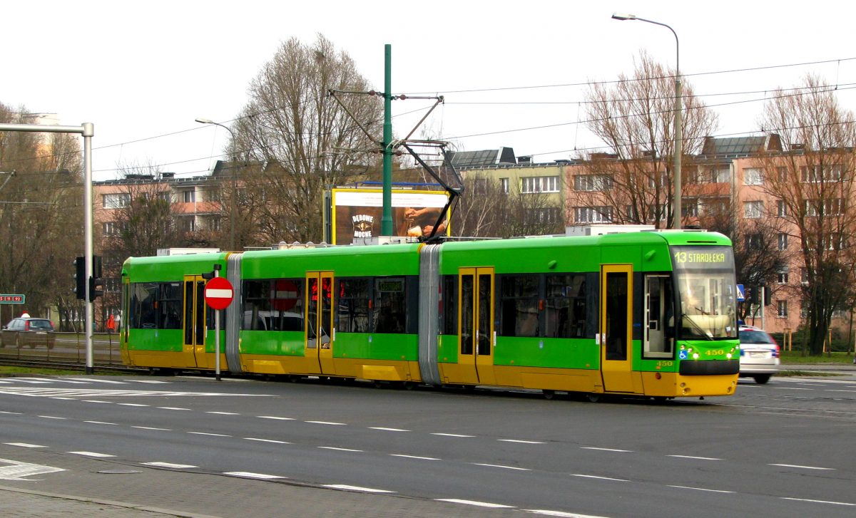 Poznański dylemat: wycofać tramwaj czy zakłócać ciszę nocną?