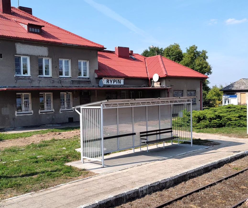 Padły ofiarą ostrego cięcia, ale dziś znów jeżdżą po nich pociągi. Linie, które dostały drugą szansę
