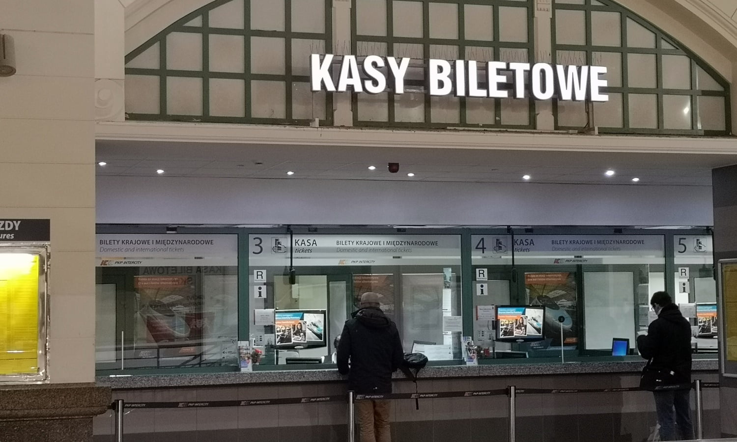 Jak zwrócić bilet kolejowy? PKP Intercity, Polregio, lokalni przewoźnicy