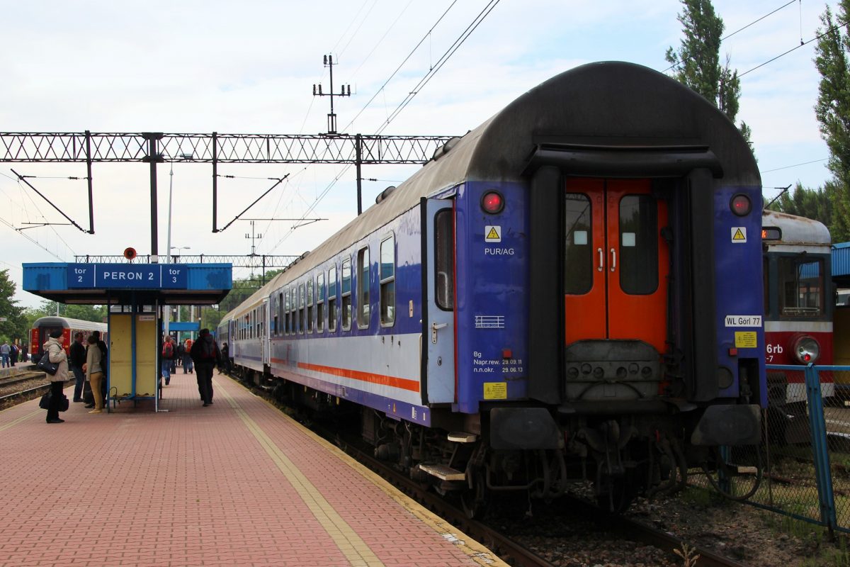 Od czego zależą wysokości peronów?