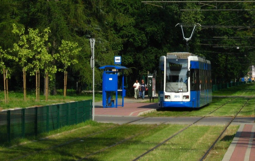 Zielone torowiska tramwajowe: jak oceniane są w polskich miastach?