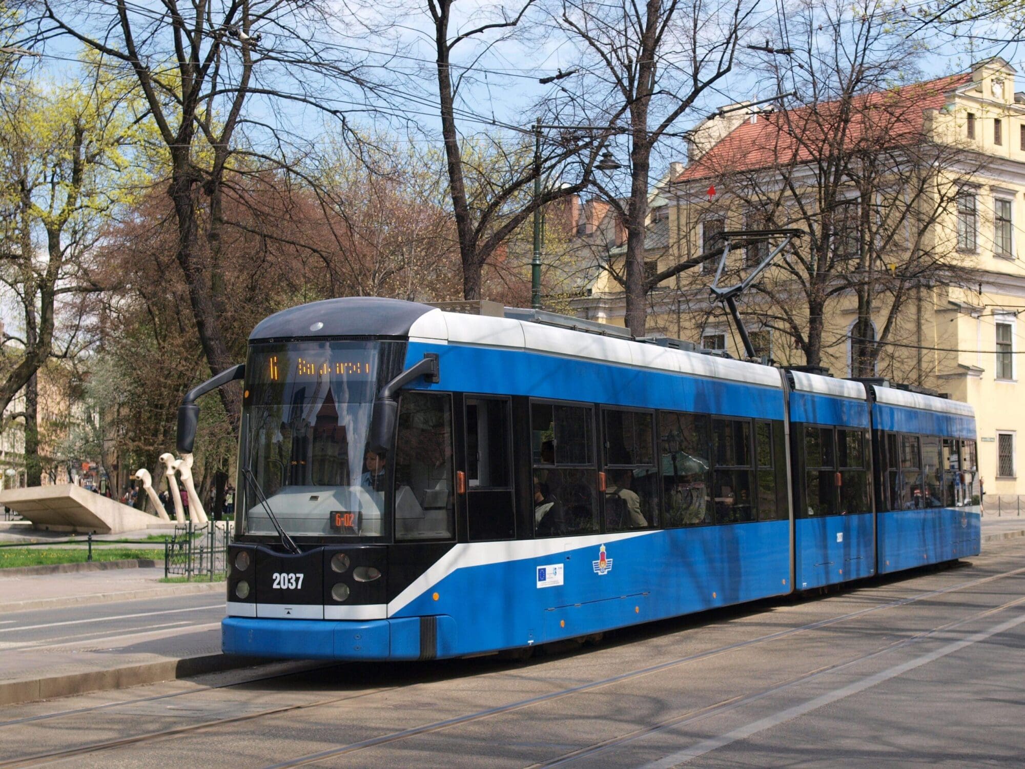 Prędkości komunikacyjne tramwajów w Polsce [RANKING]