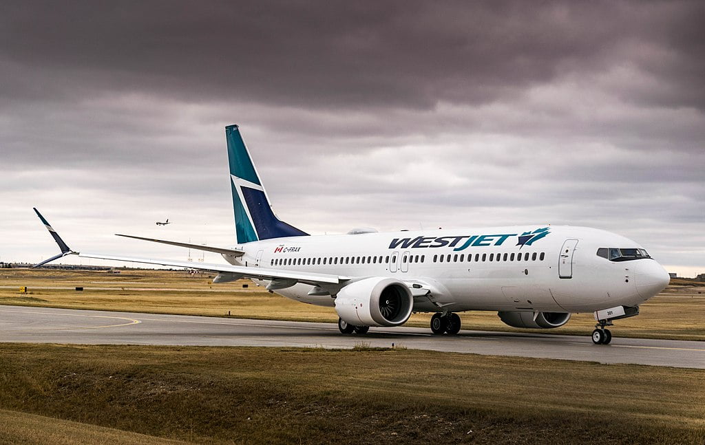 LOT zastępuje uziemione Boeingi starszymi modelami