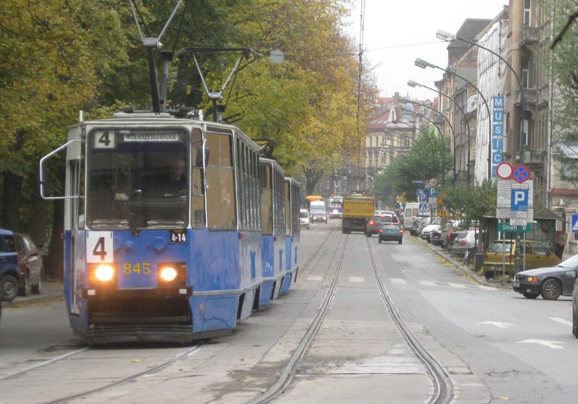 Krakowskie tramwaje rozkładowo zwolniły