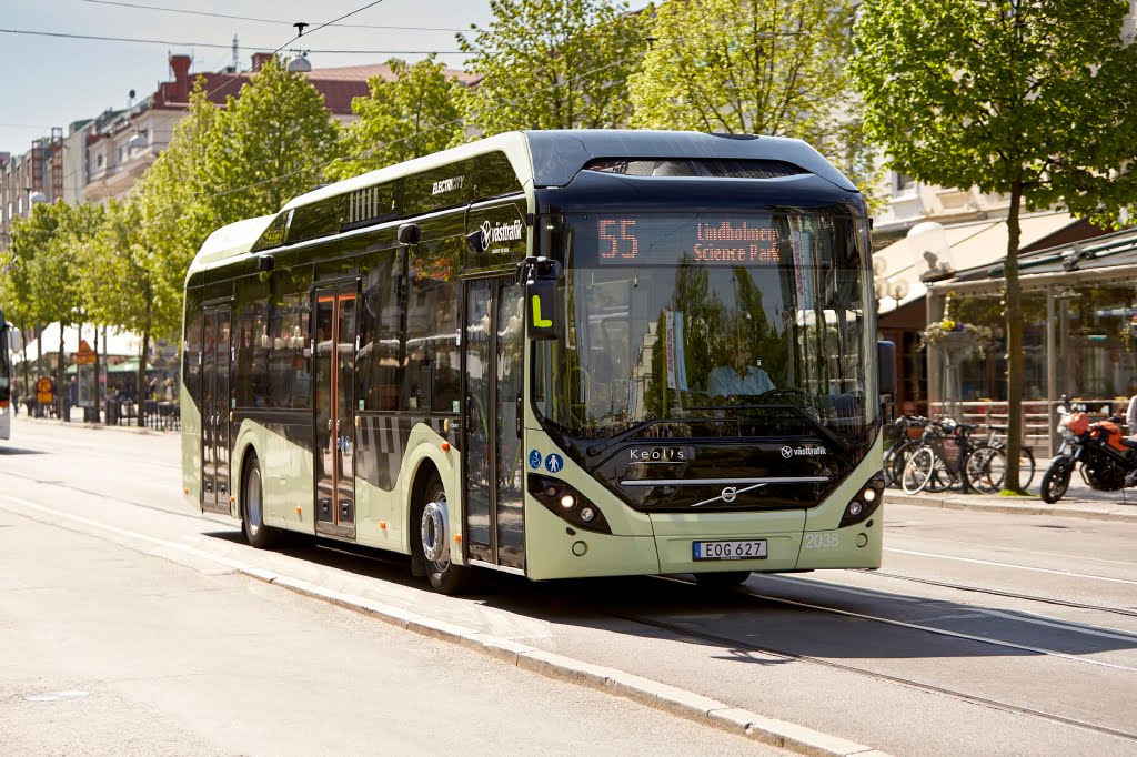 Volvo Buses stawia na elektromobilność i produkcję w Polsce