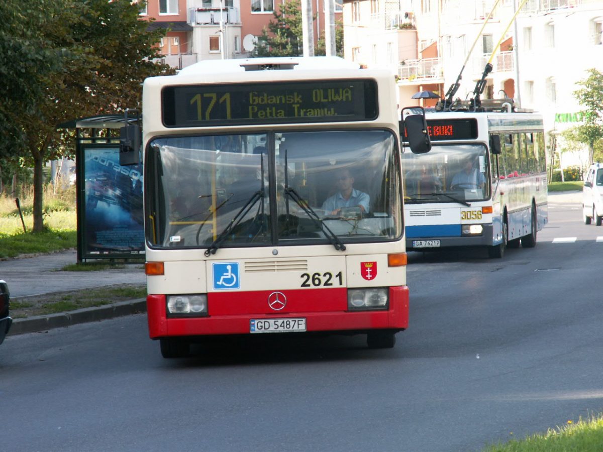 Biletomaty wreszcie pojawią się w gdańskich autobusach
