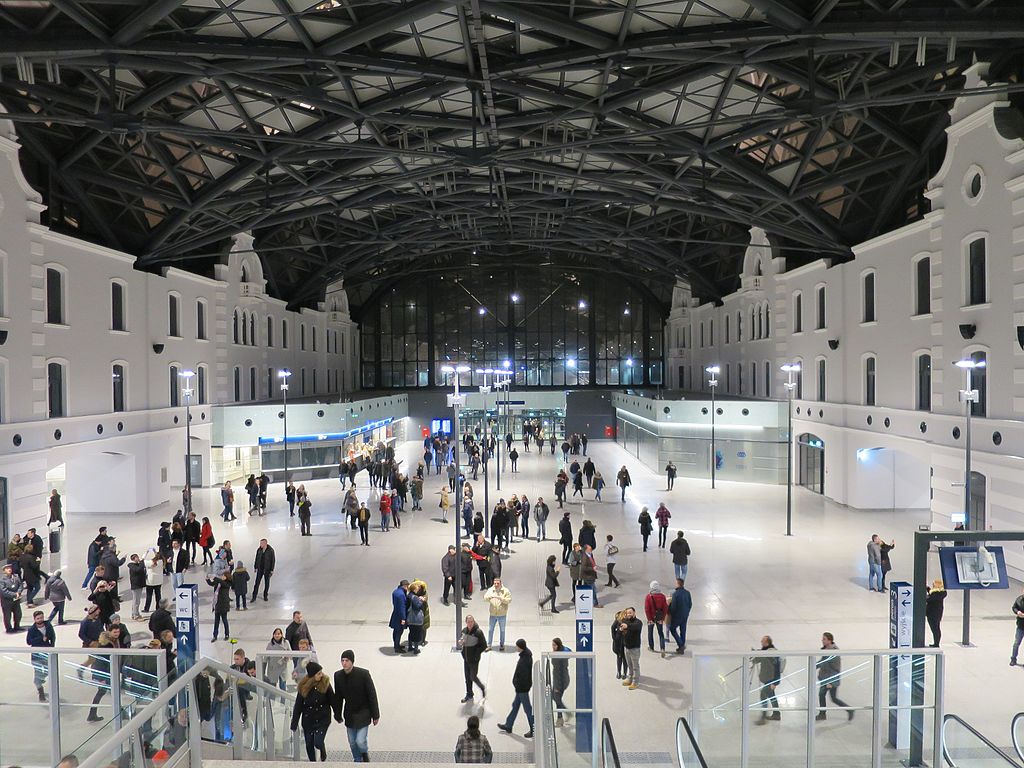Problemy PKP S.A. na głównych dworcach. Rozwiązań brak